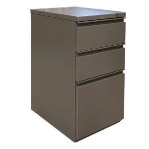 Used Herman Miller Metal BBF Mobile Pedestal In Grey Compact and mobile storage solution for organized workspaces. Box/Box/File drawer configuration Durable metal construction Lockable casters for mobility and stability Dimensions: 14.5/8"W x 19.3/8"D x 27.1/2"H Perfect for offices, home workspaces, and collaborative setups.