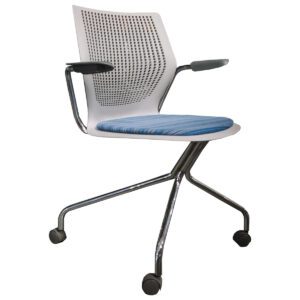 Used MultiGeneration by Knoll with Hybrid Base by Formway Design W/ Blue Pattern Upholstered Seat The MultiGeneration chair features a unique hybrid base that blends comfort and mobility, with a buoyant, cantilevered form and a sturdy 4-leg construction. Designed for performance, its Dynamic Seat Structure provides an active seating experience. Hybrid Base with Casters Dynamic Seat Structure for enhanced comfort Buoyant, cantilevered form with 4-leg design Dimensions: 26" wide x 24" deep x 34" high Ideal for collaborative workspaces and modern office environments.