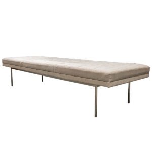 Used 96" W Grey Upholstered Lounge Bench This lounge bench features comfortable grey upholstery, offering a sleek and versatile seating solution. Grey Upholstery Simple, Modern Design Polished Aluminum Frame Dimensions: 96" wide x 29" deep x 18" high Ideal for reception areas, waiting rooms, and collaborative spaces.